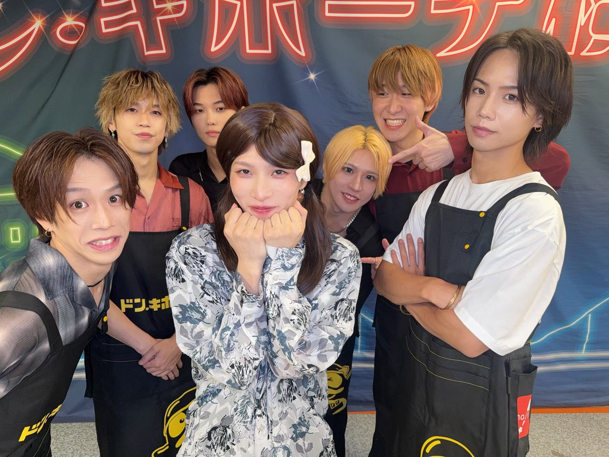 superfantasy_fv's tweet photo. 【👩🎀】#SF店員と初のグルショ

#初めまして 
#山子さん 
#大人にやらされました (🏰) https://t.co/NnFrkeFfwV