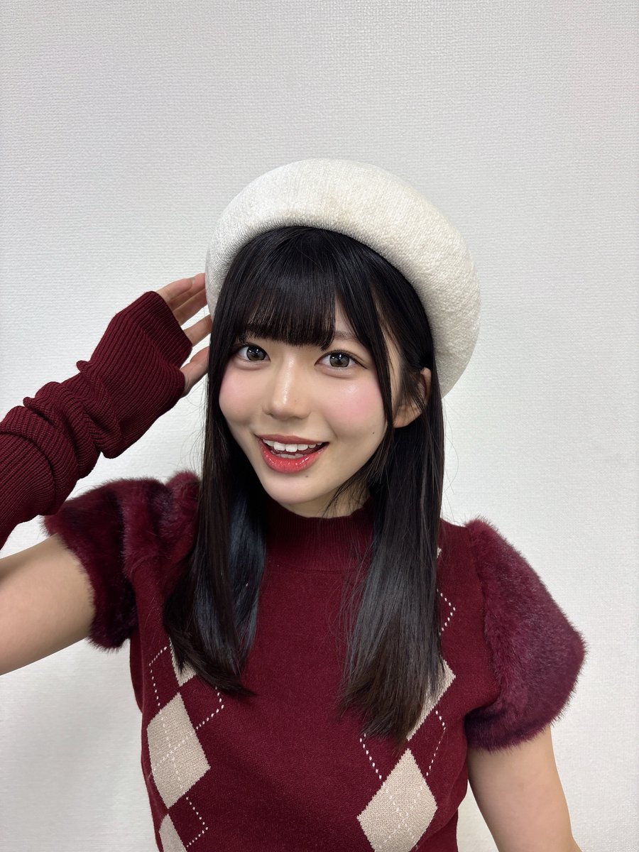 HKT48_ayn141's tweet photo. 本日発売の九スポさんに掲載して頂いています♥

10代最後と言うことで今の目標やハマっていることなどをお話させていただきました…✊🏻

ぜひチェックしてくださると嬉しいです🤍

昨日のオンラインお話会と同じお洋服で秋で1番お気に入りのお洋服で写真撮ってもらいました😶💘

 #九スポ
 #推しトピ https://t.co/ynk27ocGJE