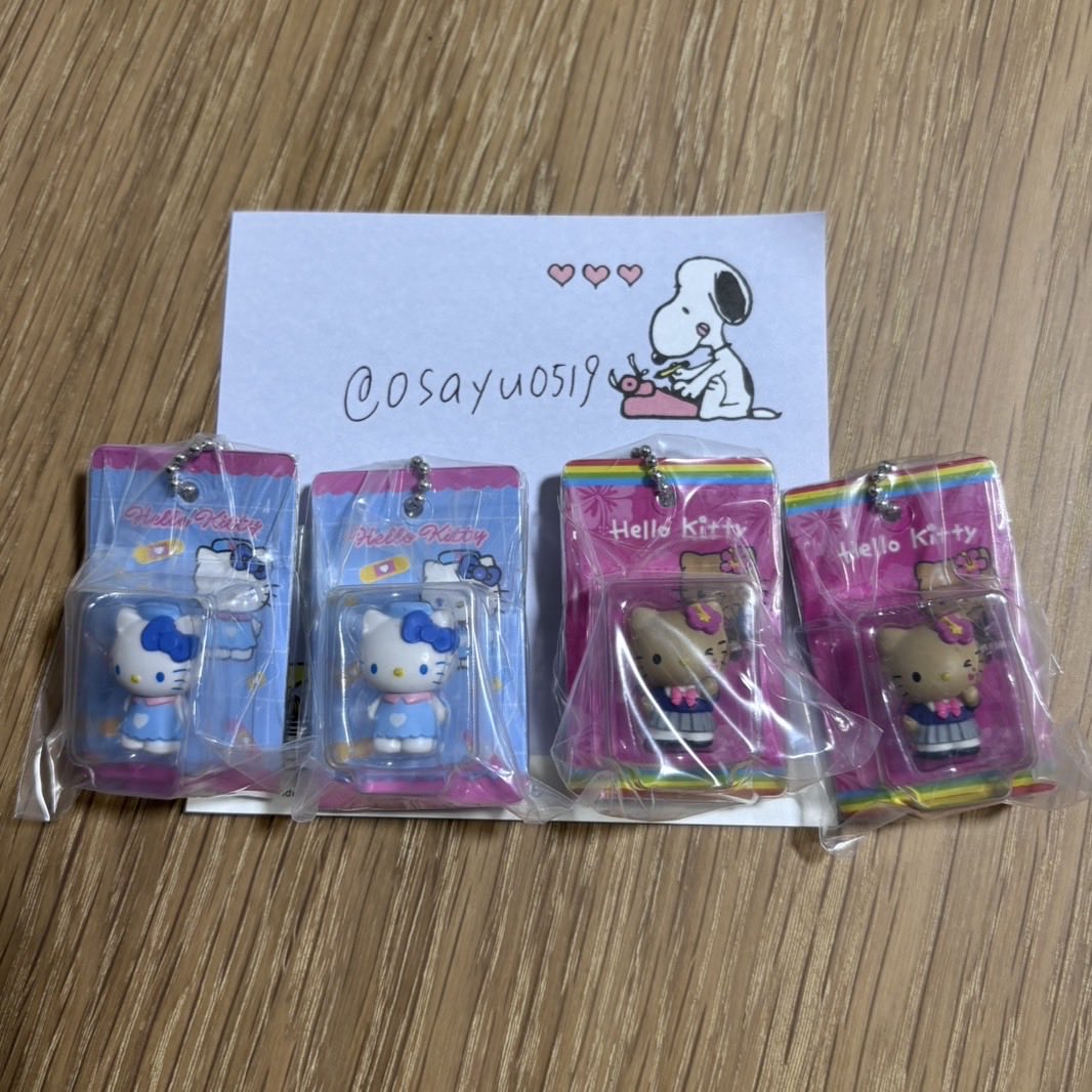 osayu0519's tweet photo. 【交換】
ハローキティ　ミニチュアパッケージコレクション　ガチャ　カプセルトイ　交換

譲：
ナース
日焼けギャル

求：
ラテクマ（第二弾）
エンジェル
キルト
ベビー
日焼け

ピューロ手渡し又は郵送にて。
検索からでもお気軽にお声掛けください。 https://t.co/I5Dj0sgcPy