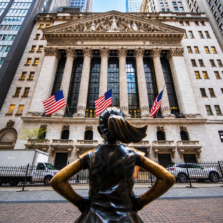 coinbureau's tweet photo. 🇺🇸JUST IN: Crypto exchange OKX and NYSE owner ICE have OFFICIALLY filed with the SEC to bring 63 NYSE stocks on-chain.

Their joint venture, OKXICE, wants to offer tokenized shares of the NYSE-listed companies, per Bloomberg.

It's one of the first major crypto exchanges to use the SEC's new rules for trading tokenized stocks.

Companies will get 30 days to opt out before trading can begin.