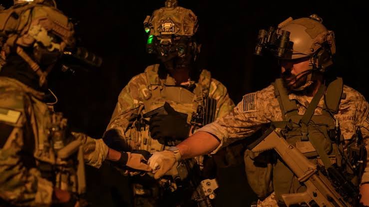 zeeshanzac09's tweet photo. SEAL Team Six, officially known as the Naval Special Warfare Development Group (DEVGRU), served as the primary tier-one maritime special operations unit in Afghanistan, operating under the secretive Joint Special Operations Command (JSOC). https://t.co/2VbyPolzNO