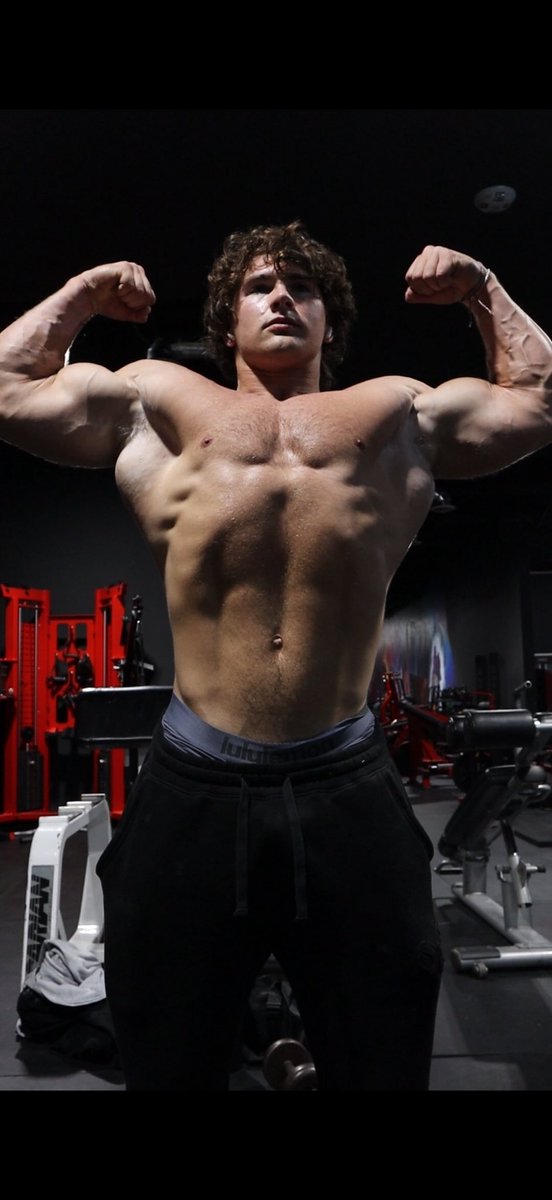 PaulJacksonFit's tweet photo. #gym #fitness #fyp #viral #bodybuilding https://t.co/CnGbm1z0Cr