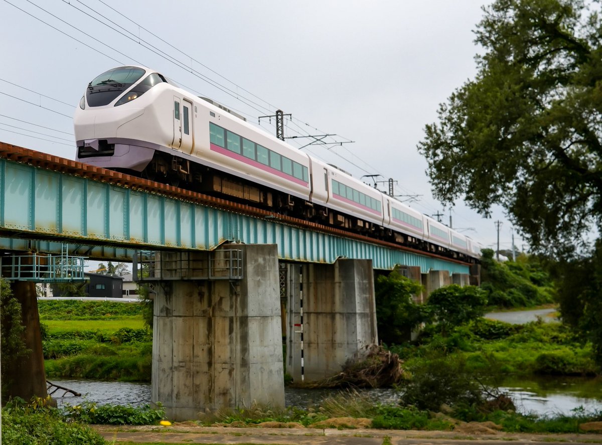 atsushi1121's tweet photo. 2026.10.4
東北本線
E657系 K4編成
盛岡地区ハンドル訓練

豊沢川橋梁を颯爽と駆け抜ける… https://t.co/Nb6dvgLFii