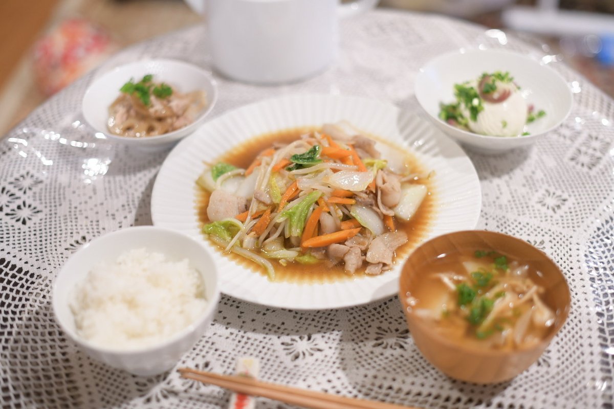 uhutetsuko's tweet photo. 腹くっちーー
金曜日のお夕飯。 https://t.co/5To3xXshz6
