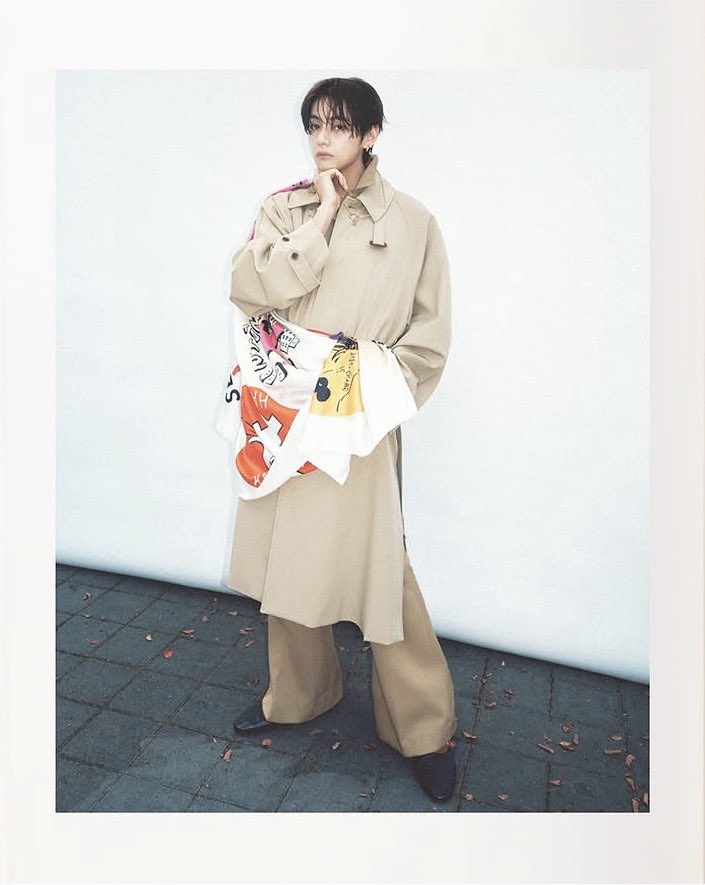 VonTidal's tweet photo. RT &amp; Reply 

V x CELINE 
TAEHYUNG FOR CELINE 
#CelineEte2027 
#TAEHYUNGxCELINE https://t.co/YDrHT9bti5