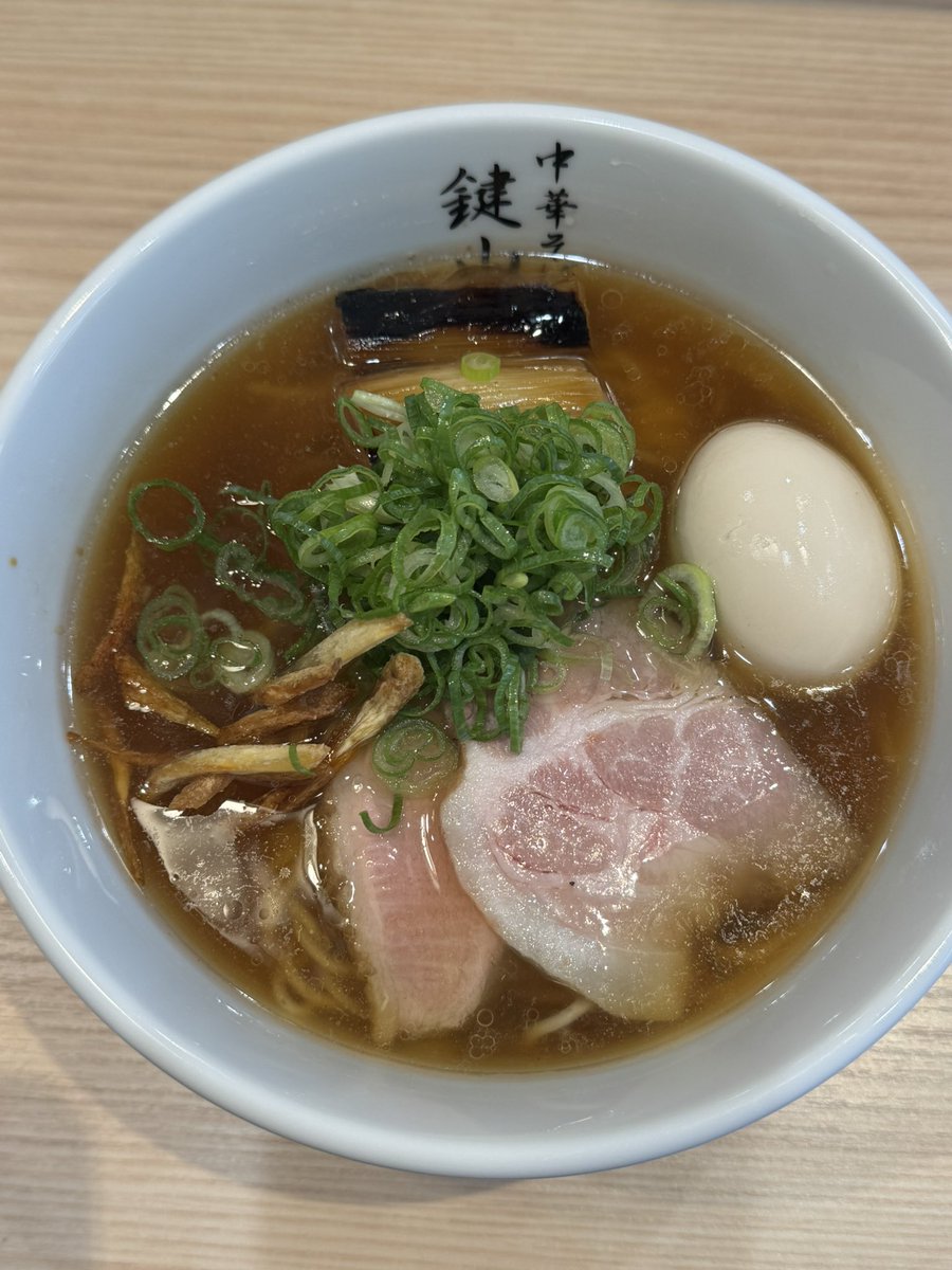 shigerumisaka's tweet photo. HONDA F1の復調に胸を撫で下ろしつつ、ランチは2026年4回目の中華そば鍵山🍜

焼きあごと鴨中華そば、美味しかったなー✨ https://t.co/Bub3OKzgXy