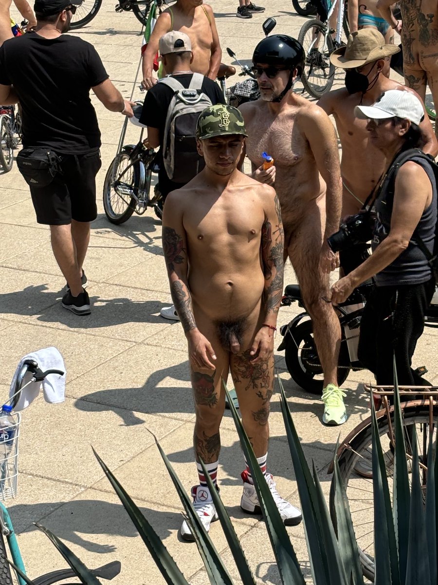 EdgarCrunegMX's tweet photo. WNBR https://t.co/hy6DvzPWWP