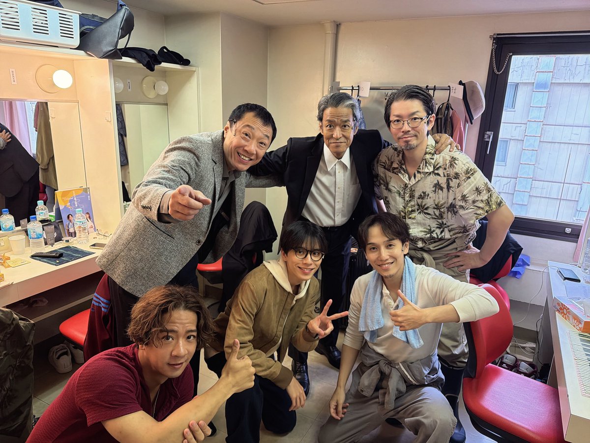 arata_shihou's tweet photo. #缶詰工場の秘密 
千秋楽終わりました。

世界は終わらなかったけど
俺の中では何かが終わって
何かが始まった気がします。

ありがとうございました。
#M缶詰工場の秘密 https://t.co/3DLGhgmHjb