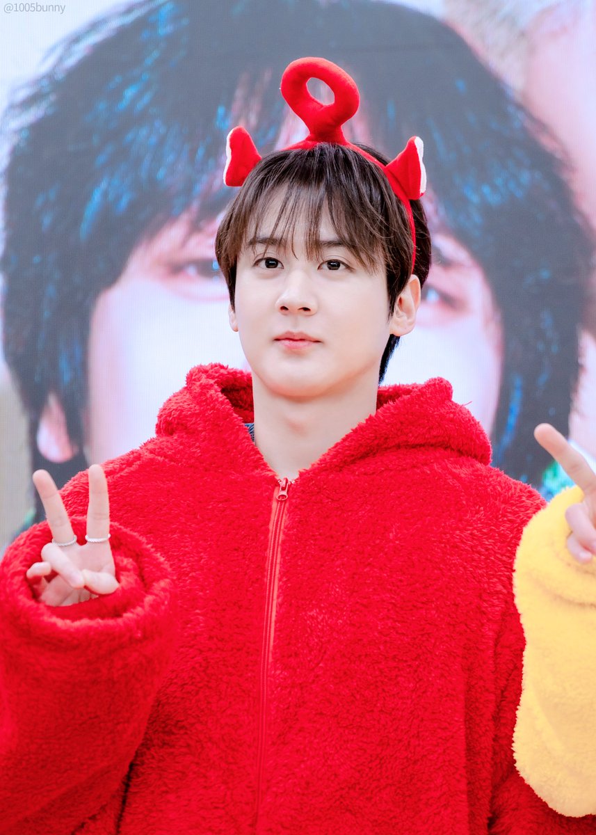 1005bunny's tweet photo. 260321
λ½β€
#ν΄ν #μ²μ§ #CHUNJI
#μ€λμ_ν루μ’
μΌ_μ°¨λμ_μμΌμΆνν΄
#FindAWayToChanhee https://t.co/rvaDpAfewg