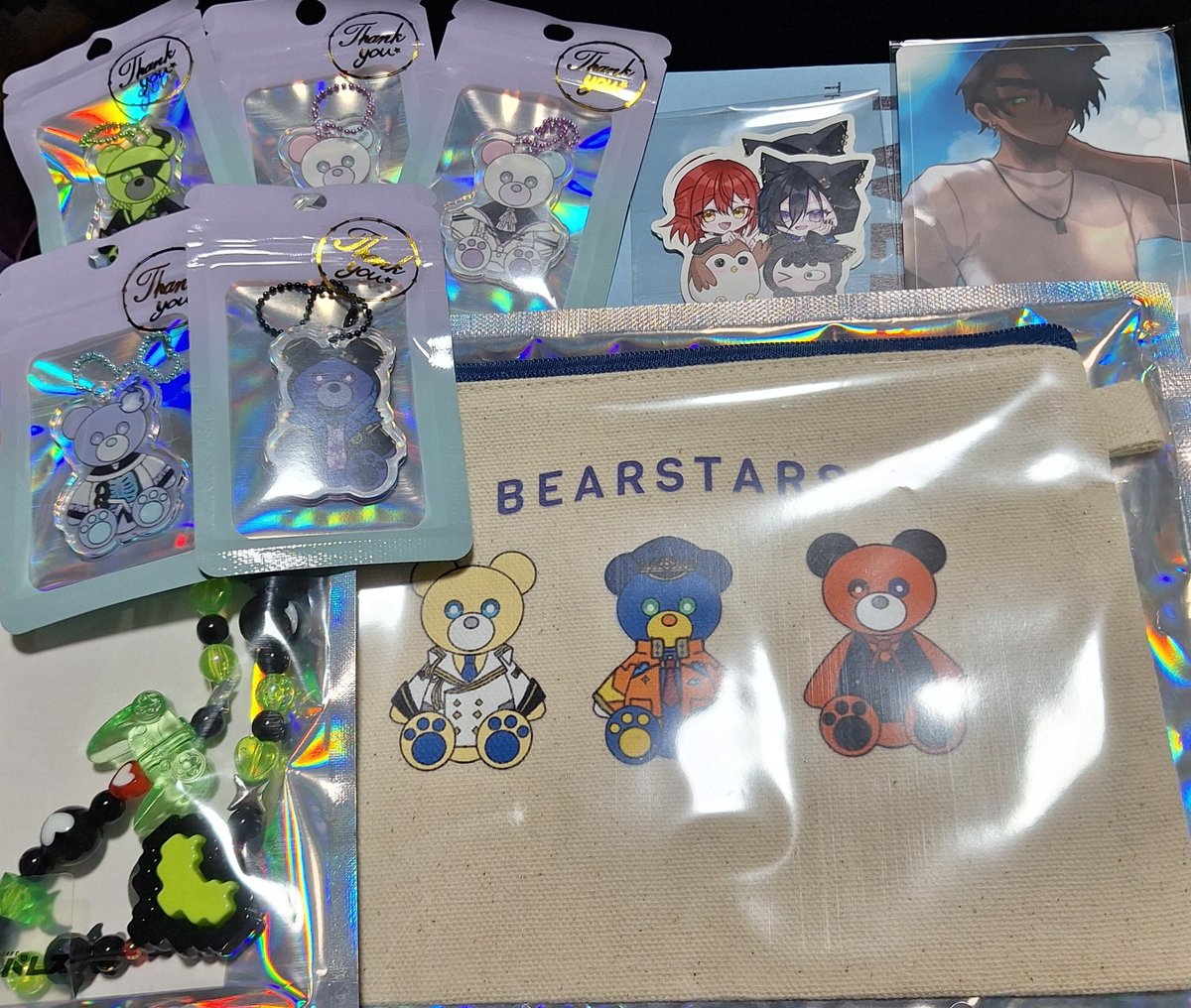 Numaren_nidaime's tweet photo. 昨日のホロクル行ってきました〜！
色んなの買えたし頂き物もありがとうございました🥹💕
お写真撮らせてもらった方も非常にありがとうございます🙇🏻‍♀️大変私が喜んでおりました😌
また、次回のホロクルでお会いしましょ〜〜〜！！！ https://t.co/5V16BDctzu