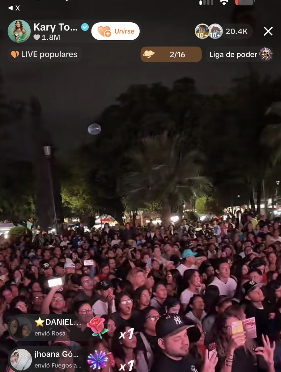armamortaI's tweet photo. MÁS DE 20 mil Usarios en el live de karina 
KARI APAGA LAS LUCES 
#LaCasaDeLosFamososMéxico #LaCasaDeLosFamososMéxico4 https://t.co/OwO0hVig4G