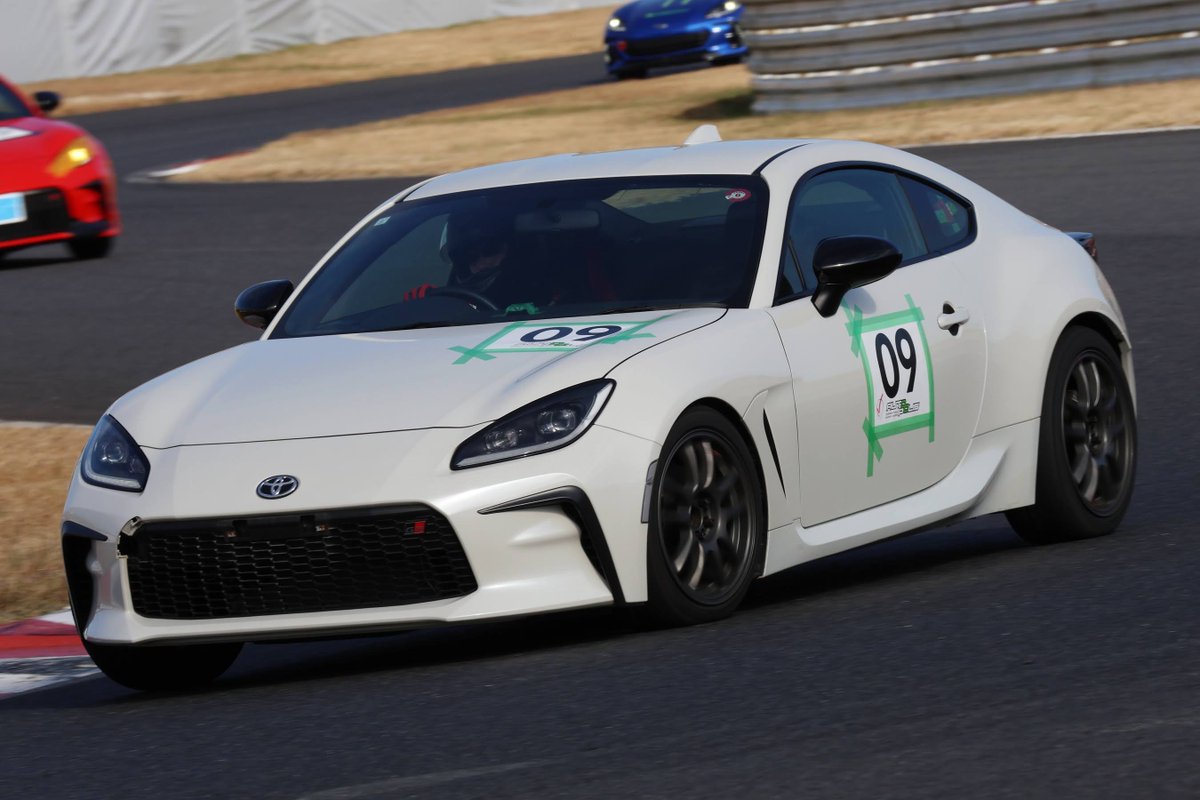 ACE8tsuneyuki's tweet photo. イベントインフォ
12月5日(土)にオートポリスにて走行会
86BRZダラ&amp;みんダラを行います！
エントリーは下記URLから
皆様のご参加をお待ちしてます！
拡散も宜しくお願いします！
#86BRZダラ
https://t.co/ojP14Z1Lul

#みんダラ
https://t.co/tbvjqKT0D2

#86BRZ友の会
#86BRZ
#MINDARA
#オートポリス https://t.co/ihEGpDu5SU
