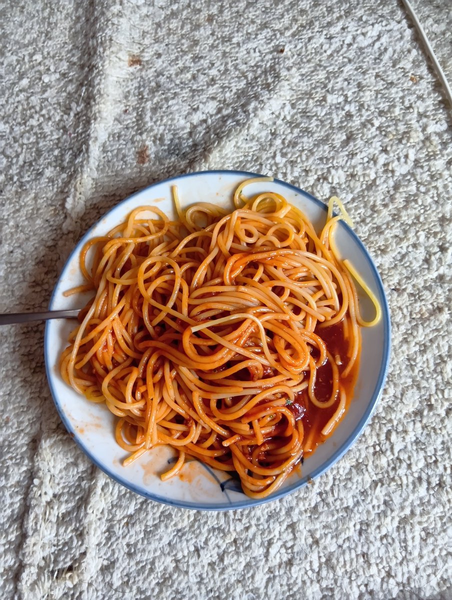 pHCVPnrPCN69853's tweet photo. お昼ご飯ミートソースパスタ🍝 https://t.co/5jgfsfUjcT