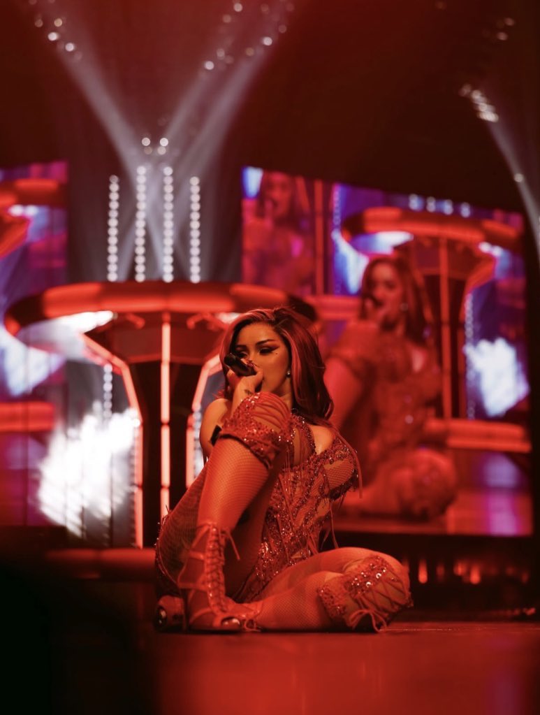 BardiUpdatess's tweet photo. All bleacher and grandstand tickets for Cardi B’s first international stadium  show in Jamaica are SOLD OUT!

Only floor and pit tickets remain. https://t.co/nNzVVoL3MX