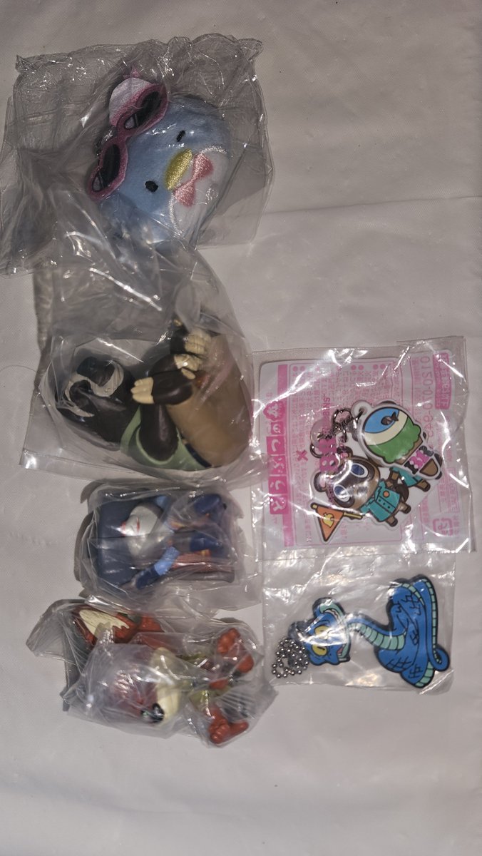 hinaraa__'s tweet photo. 定価買取 交換 ガチャガチャ めじるしアクセサリー めじるしチャーム  サンリオ solid&amp;cool style

【譲】下記写真

【求】定価、1枚目の同種マイメロ、クロミ

三ノ宮手渡し>>郵送 https://t.co/ByYSVIoZYh