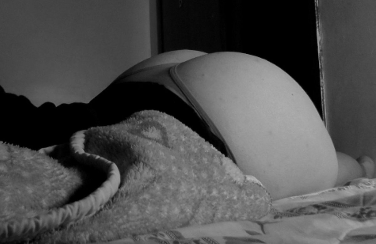 ninibabyyy0_'s tweet photo. Quiero ver una vergota sacando toda su lechita para meterme los dedos
#sexting #sex #hot https://t.co/N853YGGNA5