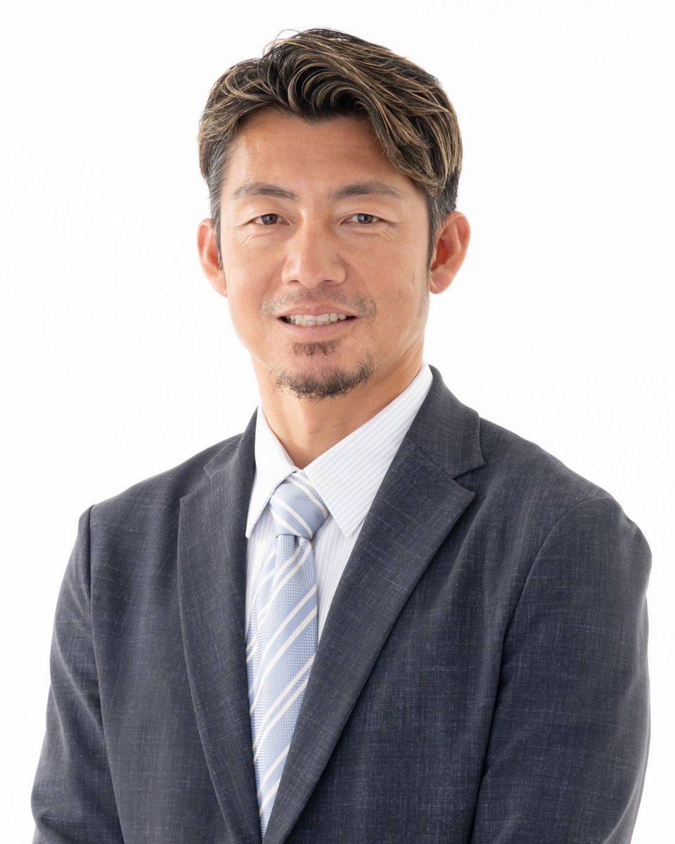 visselkobe's tweet photo. ／
10/31(土)vs.名古屋
鳥谷 敬さんが来場決定👏
＼

「好きになる家 iitoko house カネヨシDAY」のスペシャルゲストとして、鳥谷 敬さんの来場が決定！
キックインセレモニーなどに参加いただき、試合を盛り上げていただきます✨️

鳥谷さんと一緒に、ホームゲームを全力で楽しみましょう！🙌
スタジアムでお待ちしています🏟️

詳細はこちら⏩
https://t.co/8VrpUS0pWQ

#visselkobe #ヴィッセル神戸