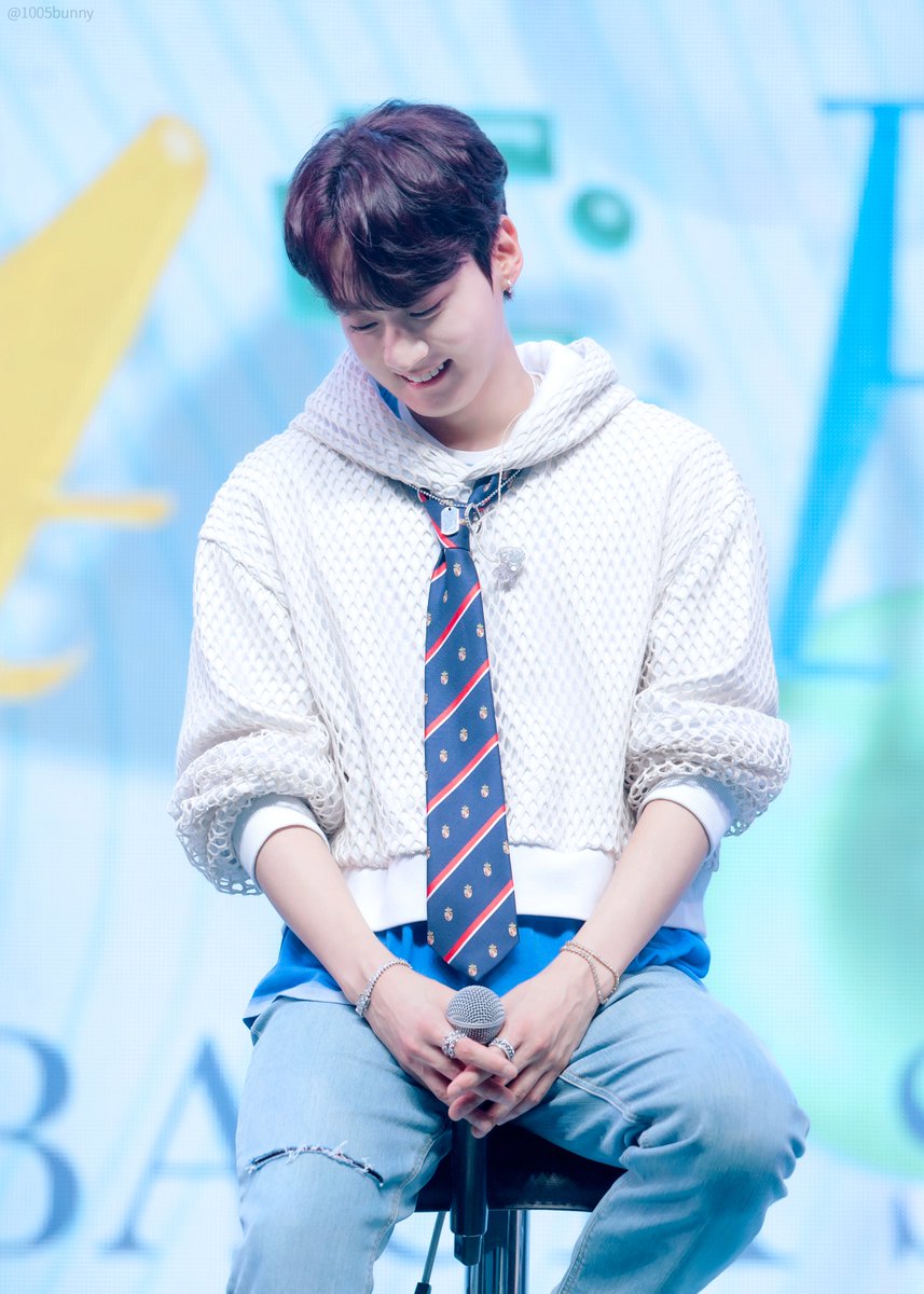 1005bunny's tweet photo. 230704
βΉπͺ½.Λβ§
#ν΄ν #μ²μ§ #CHUNJI
#μ€λμ_ν루μ’
μΌ_μ°¨λμ_μμΌμΆνν΄
#FindAWayToChanhee https://t.co/2h8XcJsNFk
