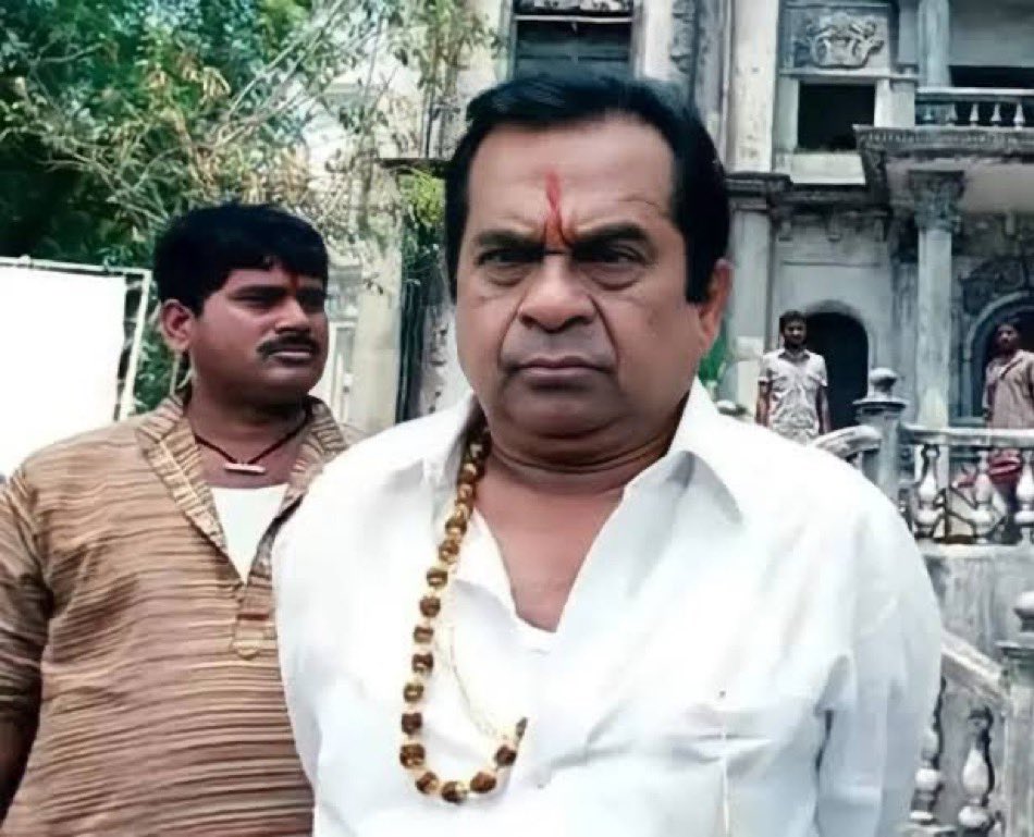yarli_speaks's tweet photo. @Vamsi1813 @MythriOfficial Evaru Raru https://t.co/lUxFTwJWQP