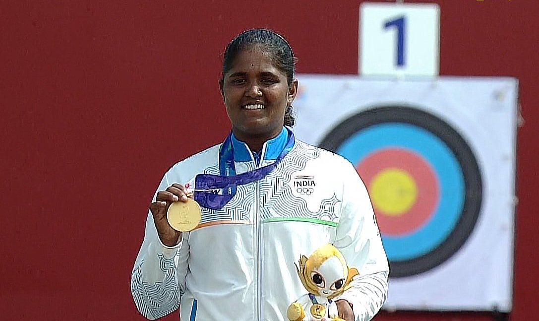 SportzDaily_IN's tweet photo. Kumkum Mohod &amp; Sujeet Kalkal become the first-ever recipients of the Jaspal Rana Award and Raja Randhir Singh Award for their outstanding performances at the Aichi-Nagoya Asian Games! 

Two champions. Two historic award

#KumkumMohod #SujeetKalkal #AsianGames #TeamIndia https://t.co/4q0H2Og7FW