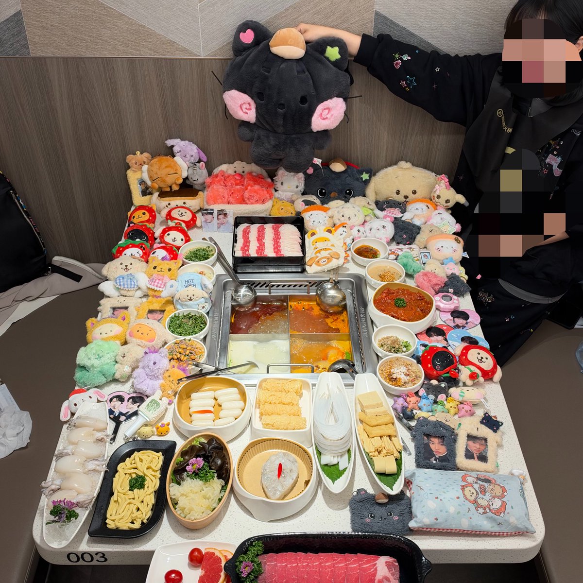 machwideumppuk's tweet photo. 아아ㅏㅏㅏ하딜 콜라보 좋은거네...^//////^*
랜덤포카 최애 다 나온 기적의 감동실화
하나둘셋. 아이스파이 대박나자~~ https://t.co/AXpLbap0gp