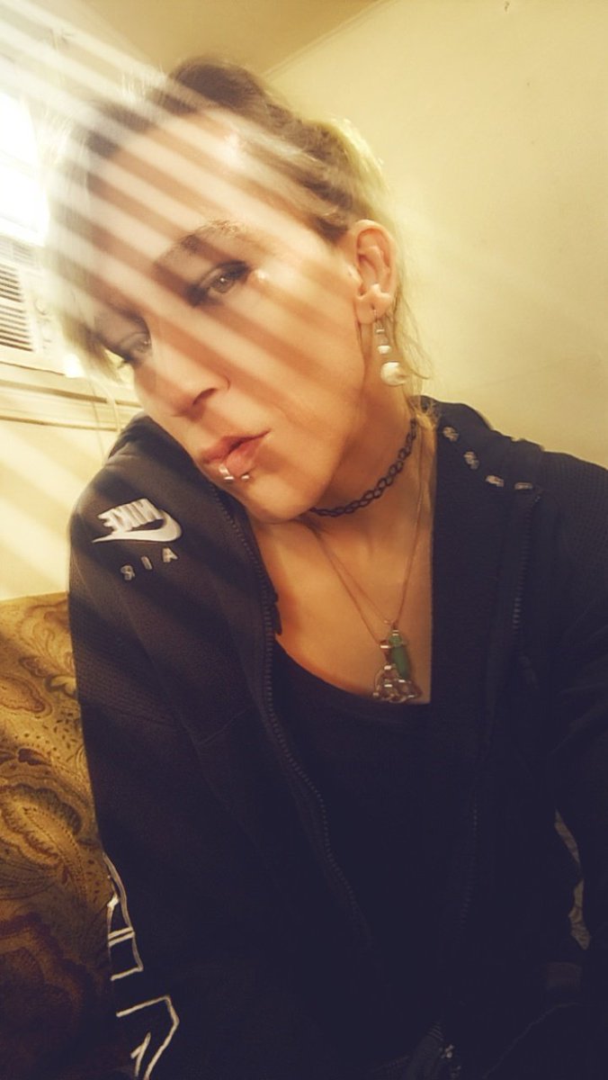 JeniferJaymes87's tweet photo. Don't Dream it... Be IT
#TransWoman #ProudToBeTrans #loveislove
🏳️⚧️♀️®️♀️ https://t.co/viVDIUIEKt