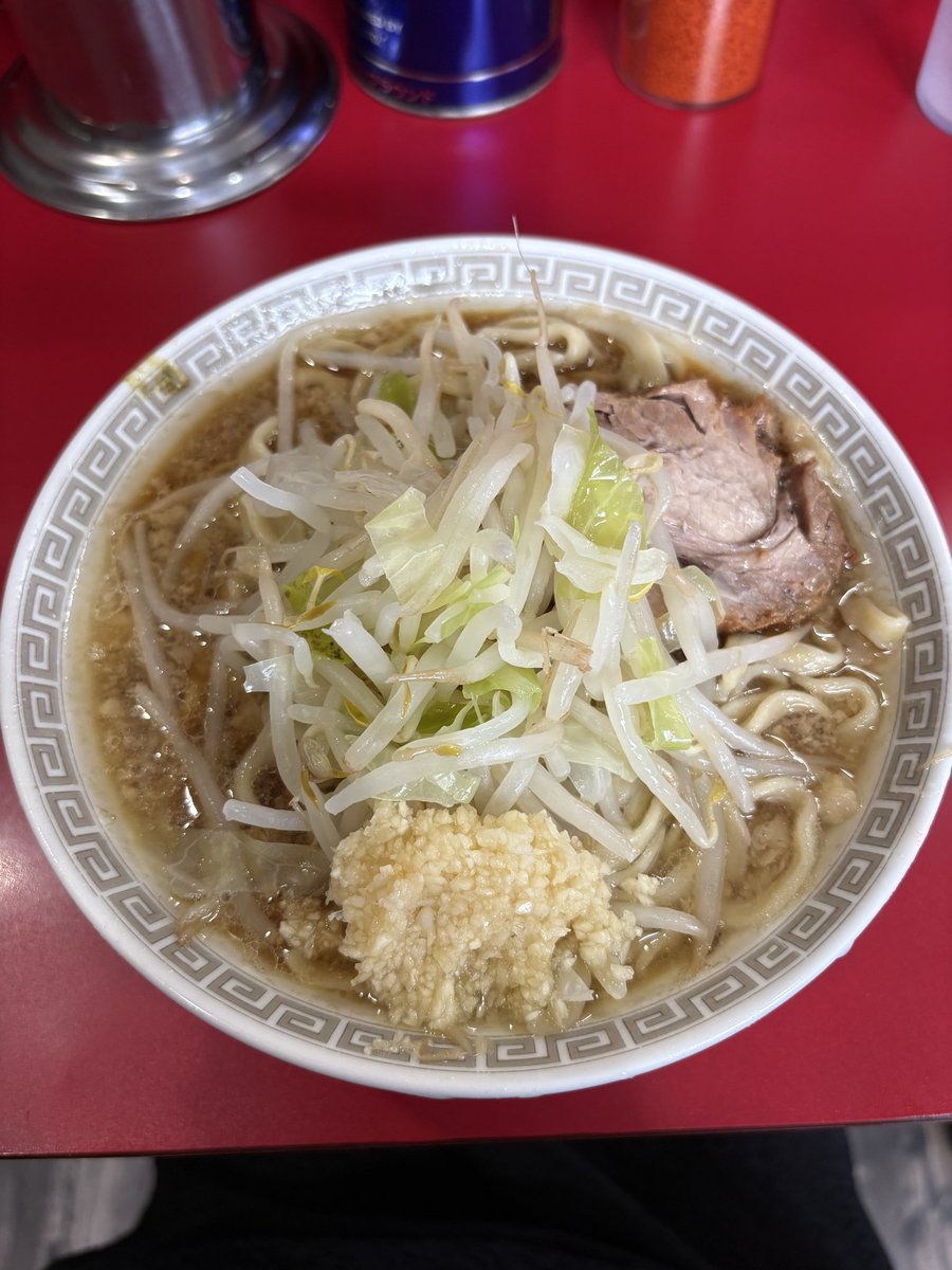 nakutamon's tweet photo. ピューロ帰りのラーメン二郎生田駅前店
ひさしぶりに会えたおいしい 健康意識してるので薄味でお願いしてよく噛んでゆっくりたべた‼️ミニラーメンだから食べ終わる時間も周りの人々と同じくらいで抜かりなし‼️‼️ https://t.co/0FOMTGefHq