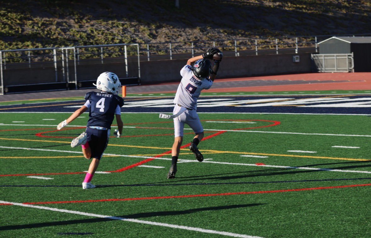 bentleyberman32's tweet photo. Touchdown yesterday against LCC! 
#LRN400 #LRNRECRUIT @CoachLanceo  @CoachrunLRNeast  @LANCEOSRN  @LRN400 #CLASSOF2027 #CLASSOF2028 #CLASSOF2029 #CLASSOF2030 #CLASSOF2031 #CLASSOF2032 #LRN400 #football #STUDENTATHLETE #HSPREPS #GrowthMindset #IAMELITE #MENTORING @MaxPreps @sixstarfootball #missionhills #student #sports