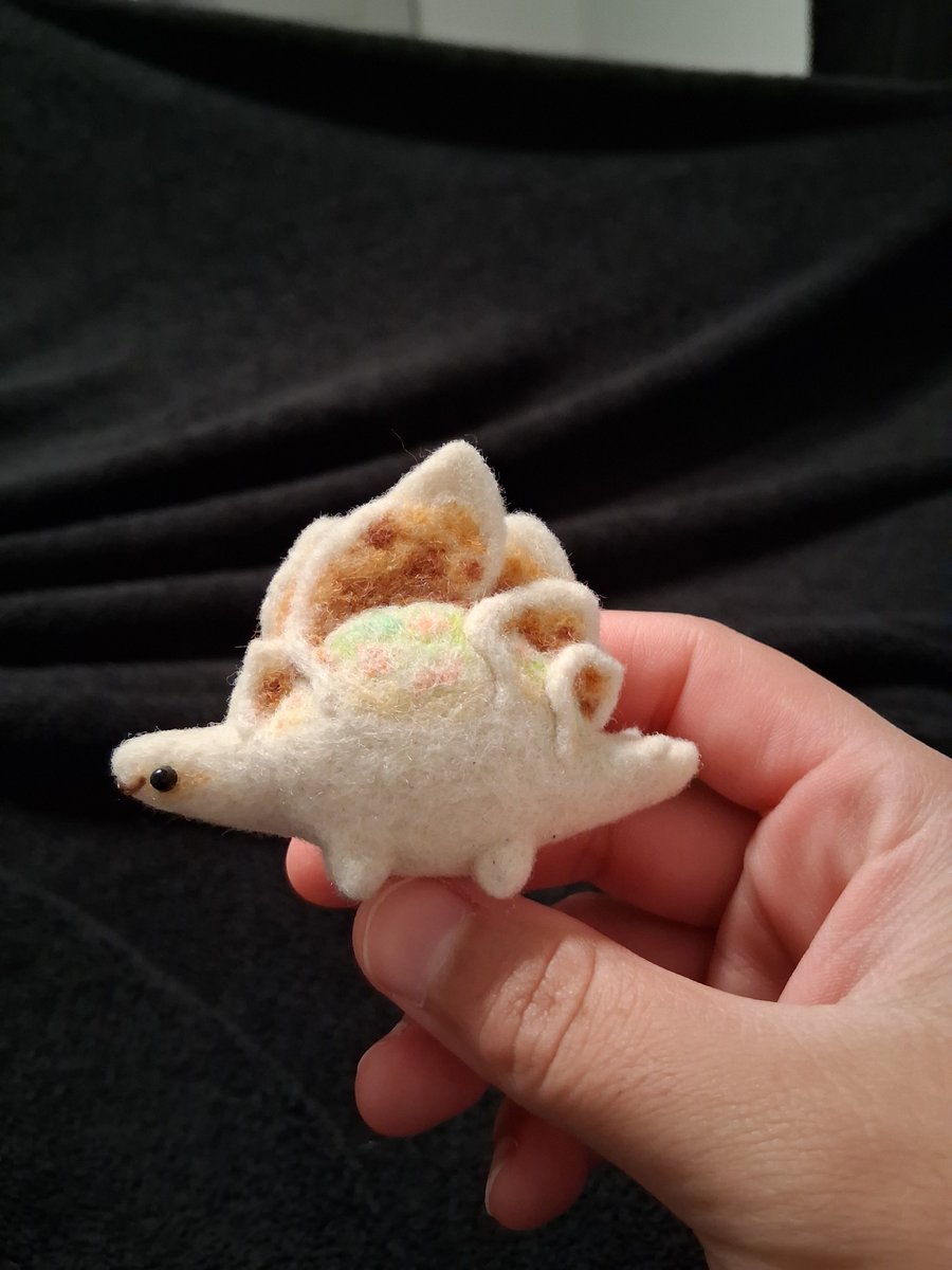 LadyZephyra's tweet photo. Im starting a felted doughnasaur series. I'd Love to hear y'alls food dino combos. Including food paleo plants,  cause I may wanna try for a diorama. https://t.co/R0dlvJJoGw