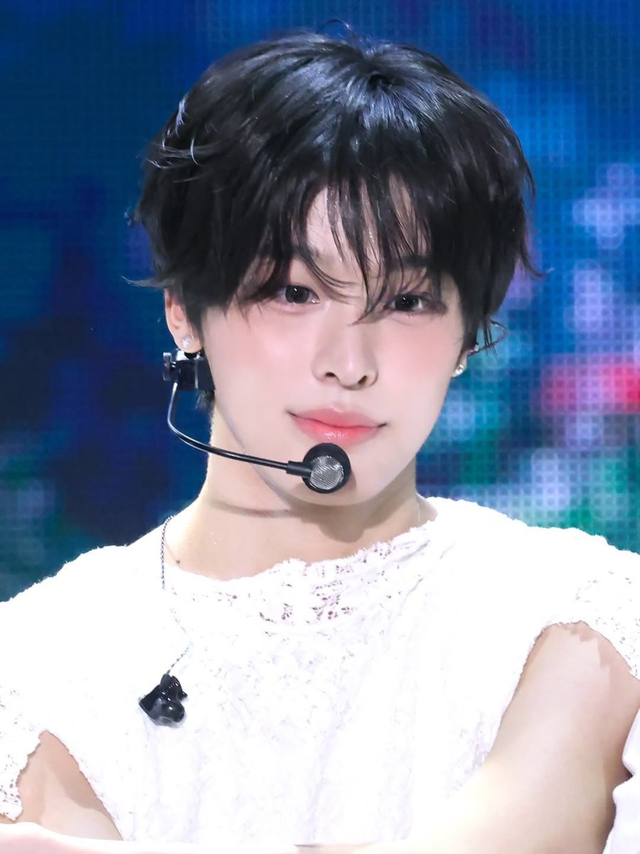 imkuiia's tweet photo. 이 얼굴에                        이 몸을 가지심.. https://t.co/R7pi3YQfBx