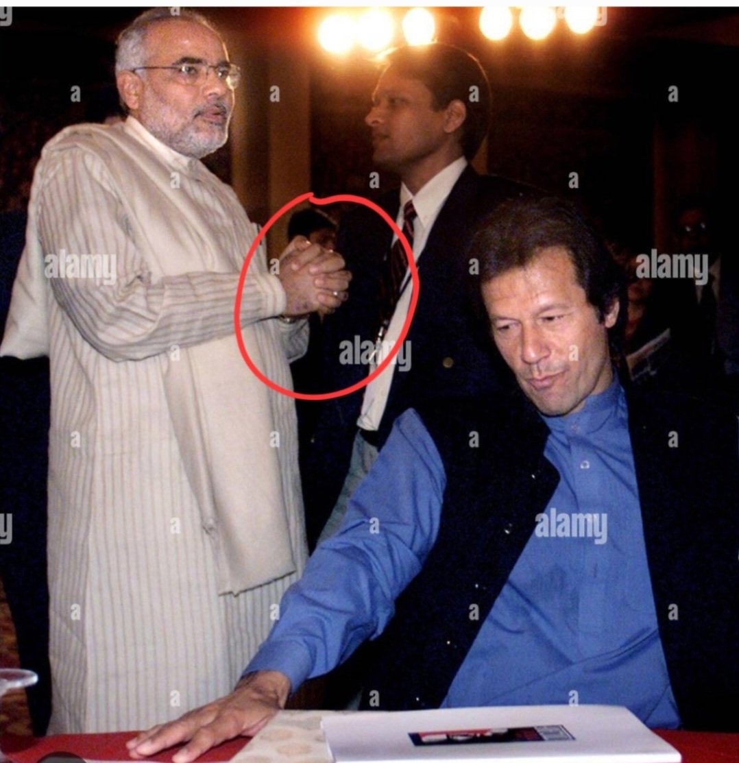 vbd3105's tweet photo. @RKH5536 @navpreetc Your pawpaw Modizee pampering PAKISTANI fast bowler in Delhi just a few months after Parliament attack.  ABs and LBs are the biggest enemy of our country. https://t.co/rGiIgcLwbp