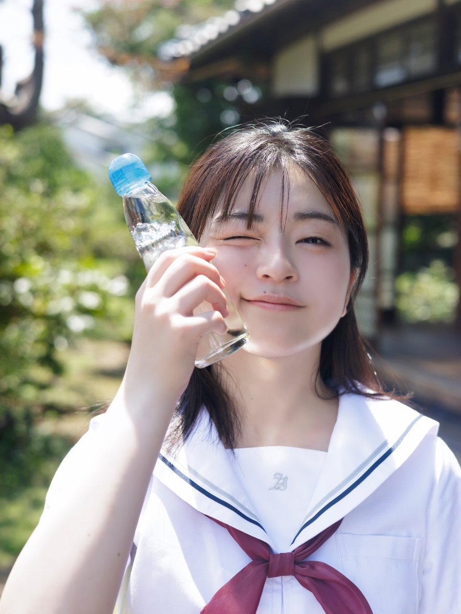 gekkan_entame's tweet photo. ⋱⋰ ⋱⋰ ⋱⋰ ⋱⋰ ⋱⋰ ⋱⋰ ⋱⋰
#佐々木ほのか さんデジタル写真集
『あの夏、いちばん無垢な君。』
絶賛発売中！
⋱⋰ ⋱⋰ ⋱⋰ ⋱⋰ ⋱⋰ ⋱⋰ ⋱⋰
夏休み、甘酸っぱい記憶にトリップ制服×水着満載！
写真家 #青山裕企 さんが初恋の距離で切り取りました

Amazonはこちら
https://t.co/A5Xp2OchTx