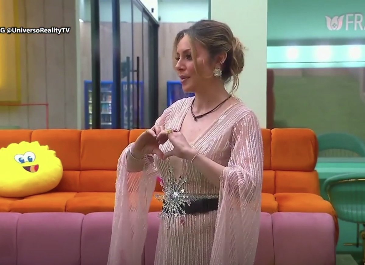 FabianLavalle's tweet photo. Mi reina hermosa, te hizo la gatada la producción, pero acá afuera tienes un fandom que no te conocía y ahora te adora, nuestra ganadora 

GEMA YA GANÓ 

#LaCasaDeLosFamososMéxico
#LaCasaDeLosFamososMx https://t.co/gcnHqguGSg