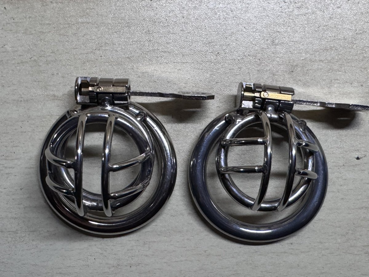 hello00816's tweet photo. I'm an Asian yellow-skinned bitch. These are the chastity locks I have.￼￼￼￼￼🤭🤭🤭 https://t.co/KHH3h5zvnz