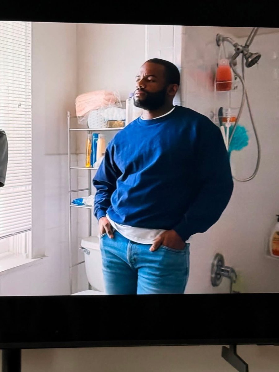 B_only1me's tweet photo. He was definitely a REAL MAN 😮‍💨 https://t.co/lW8qhmVbYp