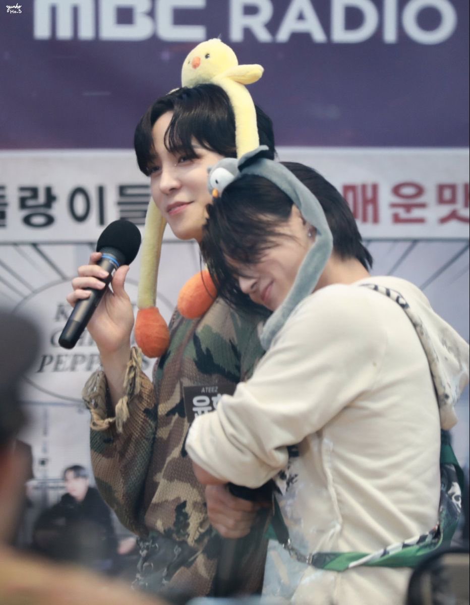 SANA_M0N2Y's tweet photo. 투정인 거 과시중 https://t.co/u8OQBgvj89