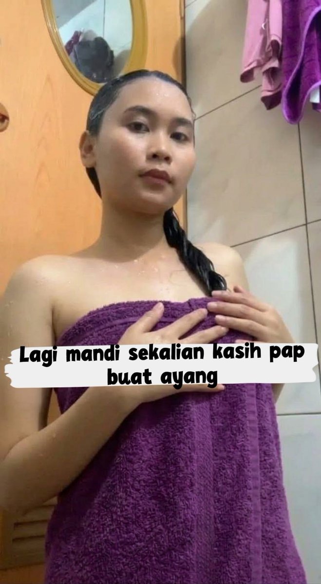 Sera12xy's tweet photo. Kirim pap ke ayang biar nurut... 
https://t.co/UlBcVka9Ds

Komunikasi Publik Merakyat #muvsarsenallegend Minggu Rocky Gerung Senin https://t.co/YfzqCqE4s1