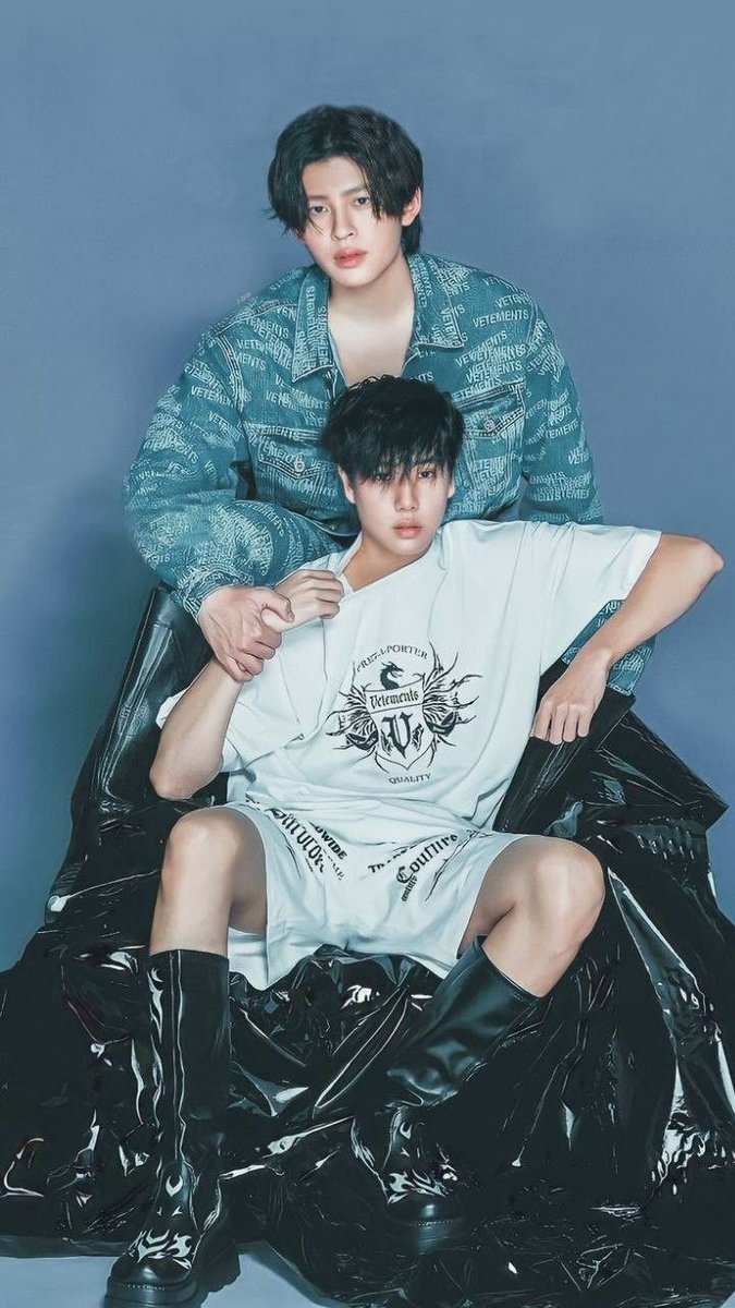 JujihoonHome's tweet photo. โอ้โหหหห น้องภูวินเด็กมากกกกกกกกกกกกกกก เข้าใจแล้วว่าทำไมปอนด์พูดว่าสมัยก่อนไม่เคยคิดอะไรกับน้องเลย คือเข้าใจแล้ว เด็กแบบน้องน้อยมาก ๆ อ่ะ น่ารักนะ https://t.co/IUWnrdzawv