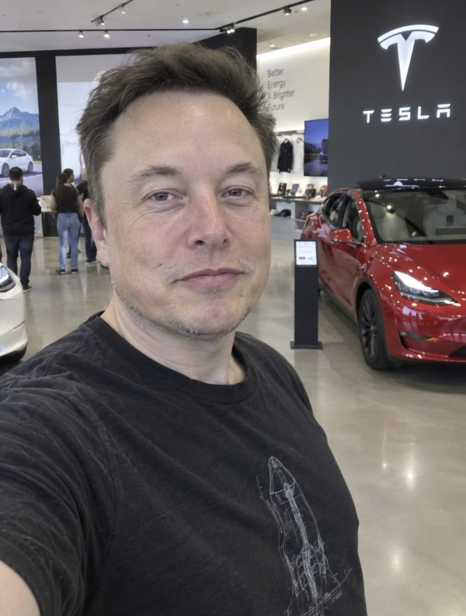 MarsInnovator0's tweet photo. Be sincerely honest 

If Elon musk handed you this tesla today, what would you do? 

A. Drive it 
B. Sell it 💰
C. Keep it forever ❤️
D. Give it to a family 🎁 https://t.co/EwZ17malsa