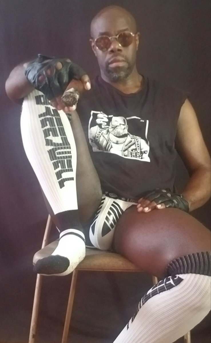MichaelH0681's tweet photo. StoP play¡N &amp; BreeD mE... https://t.co/r5YdZGXFdP