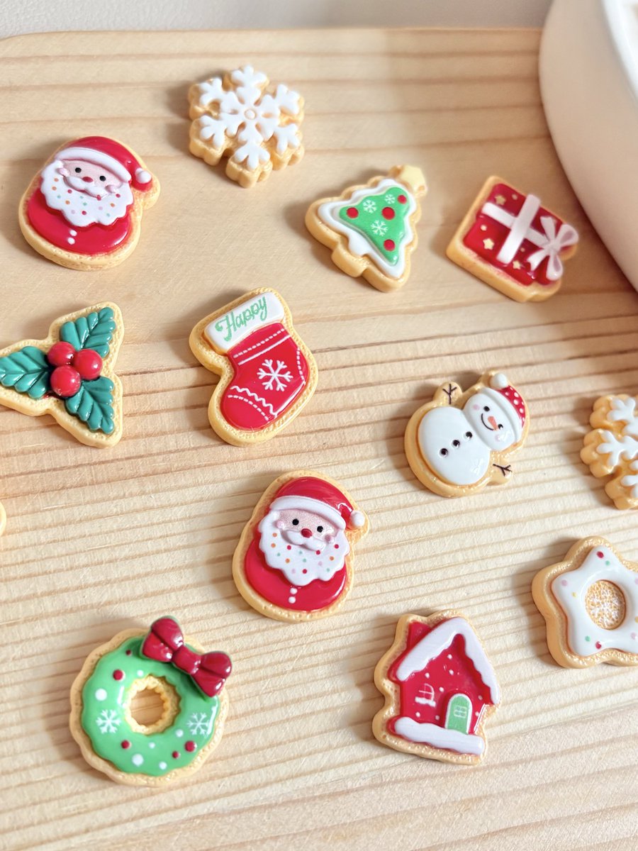 PukaPuka_ya's tweet photo. 皆さんこんにちは🐣
ハロウィンが終わればすぐやってくるクリスマス🎄
ワークショップやイベント準備される作家様、キャンプ場や施設の皆様、クリスマスのデコパーツいかがですか〜？？
早めの準備がオススメです❣️
#ハンドメイド
#minne
https://t.co/Th2VkinZNO https://t.co/6vhgz8h5MV