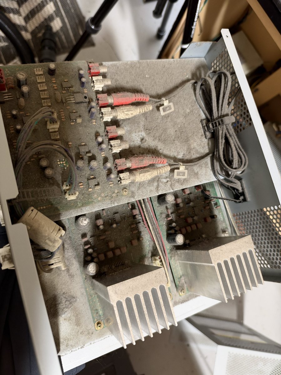 ColoredControls's tweet photo. Can I interest any of you in some dust? https://t.co/wMClHjB1Ld