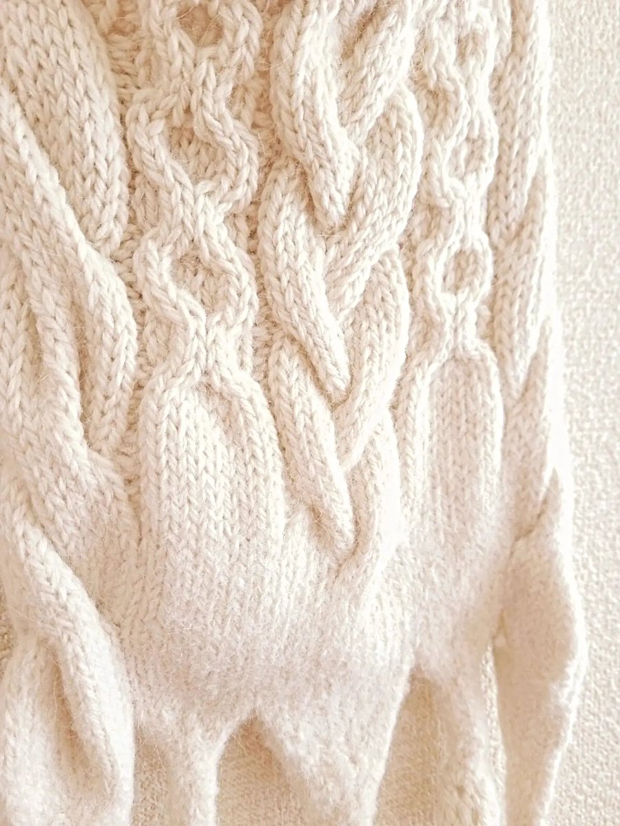 mwymgc's tweet photo. フェルト化させた作品「とろけるニットシリーズ」
新作&amp;再販の準備をすすめています
久しぶりの棒針編み☺️

#編み物
#編み物オブジェ https://t.co/jnwb5DpBIl