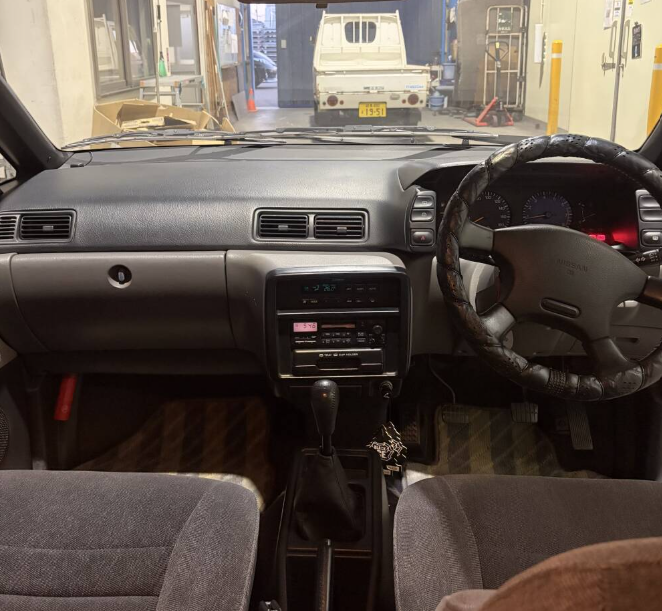 IXbE1IzHH3myazI's tweet photo. 気になる日産車！
「日産 プレーリー 240 G-7」
KA24型エンジン搭載車の5速MTは希少ですぅ😆 https://t.co/MLxwDizweW