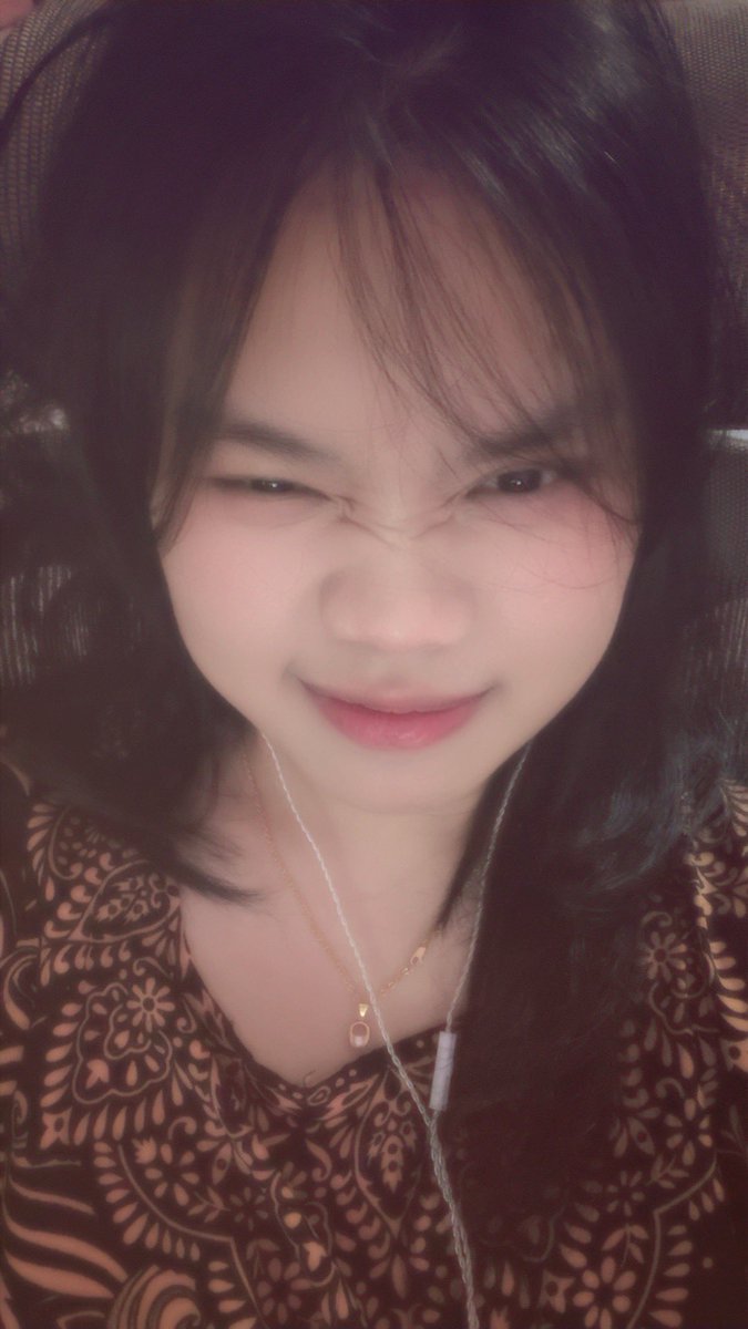 sle3pf1les's tweet photo. daster kebanggaan https://t.co/nEcPc9OBO3