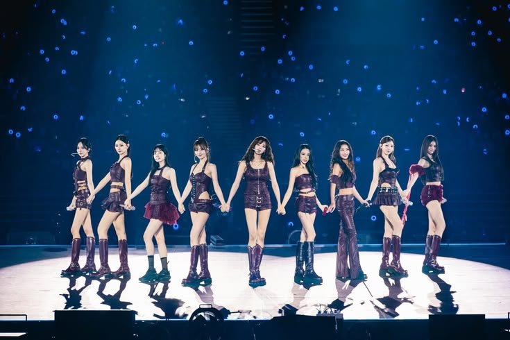 OLTSupport's tweet photo. I'm proud of you NAYEON 
I'm proud of you JEONGYEON 
I'm proud of you MOMO
I'm proud of you SANA 
I'm proud of you JIHYO 
I'm proud of you MINA
I'm proud of you DAHYUN 
I'm proud of you CHAEYOUNG 
I'm proud of you TZUYU
I'm proud of you TWICE https://t.co/cW7loF5UPn