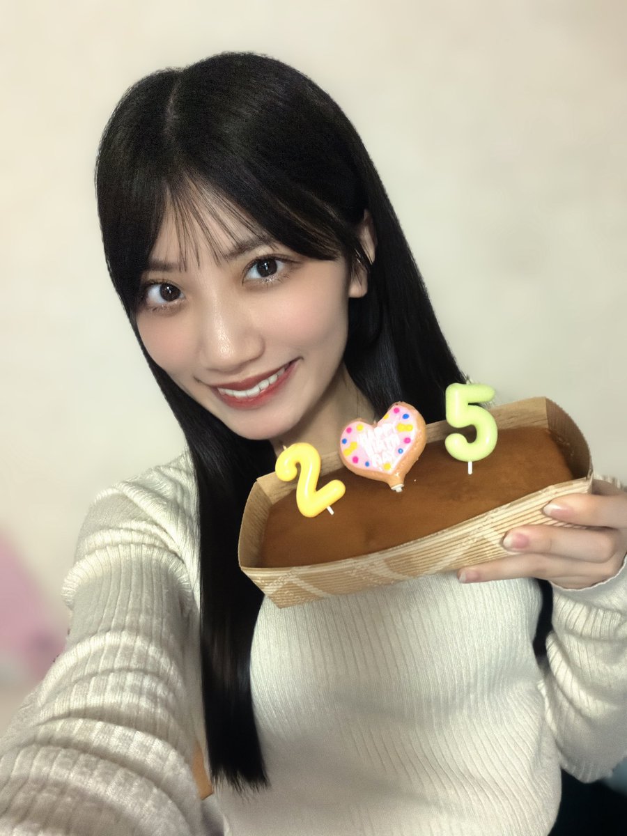 doyoyonchannel's tweet photo. 【おめでとう中島明子🩵】

どうも！中島明子です🩵

メンバーのみんながポストしてくれたのみてニヤニヤしてました🥹💖
ほんと誕生日って幸せだ〜〜！！🫶🏻
まだ今日も見れるけどみんなありがとう！！🥹💖
そして皆様も改めてありがとうございます🫶🏻
だいすき！🥰

#どよよん日記 #中島明子有名化計画 https://t.co/wfSurj31RG