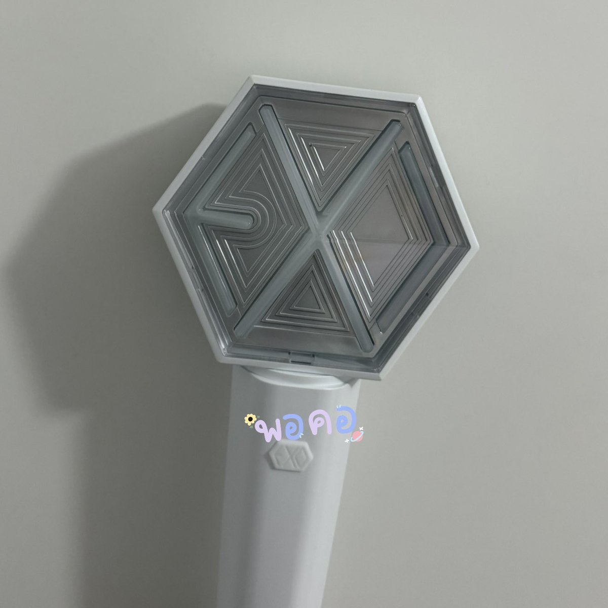 mynameispk04's tweet photo. -pls rt ❣️
ปล่อยเช่าแท่งไฟ EXO ver. 3 💡 

🟢14-15 nov 
✅ ว่าง1 แท่ง  350฿ รวมถ่าน
(+ 100 ค่าประกัน คืนหลังเช็คแท่งไฟ)

จ่ายสด/นัดรับหน้าคอนได้เลยค่ะ
#DAYOFF_IN_BANGKOK https://t.co/POmACsMHTB