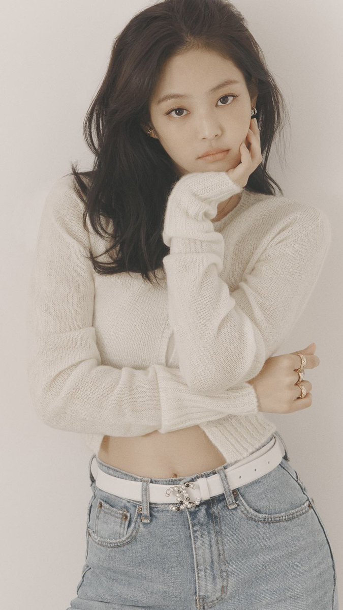 JennieDCGallery's tweet photo. 261005 크리스토퍼 “K팝 가수, 재능 뛰어나…제니와 협업하고 싶어”

덴마크 출신 싱어송라이터 크리스토퍼는 인터뷰에서 협업하고 싶은 K팝 가수로 블랙핑크의 제니를 꼽으며 “정말 흥미로운 아티스트라고 생각한다. 함께 작업한다면 어떤 음악이 나올지 궁금하다”고 말했다. https://t.co/WUrINc0FNN