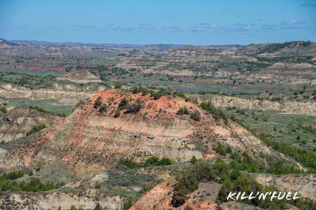 KillNFuel's tweet photo. A view from Painted Canyon.
#TRNP #NationalPark #NorthDakota #Nature https://t.co/R4ZEdC0621
